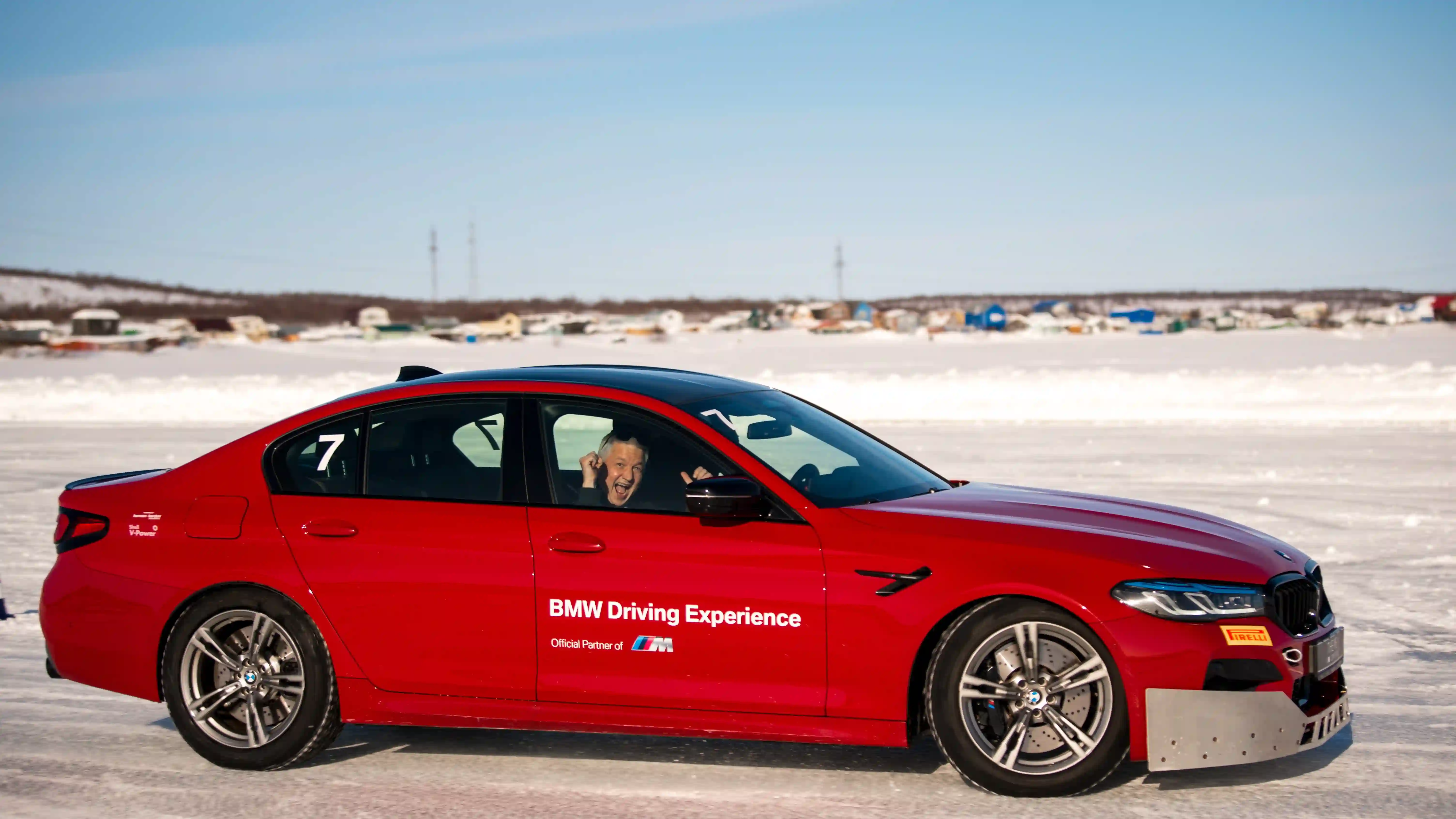 Компания Атлас и БМВ Россия провели эксклюзивное мероприятие BMW Arctic Experience.