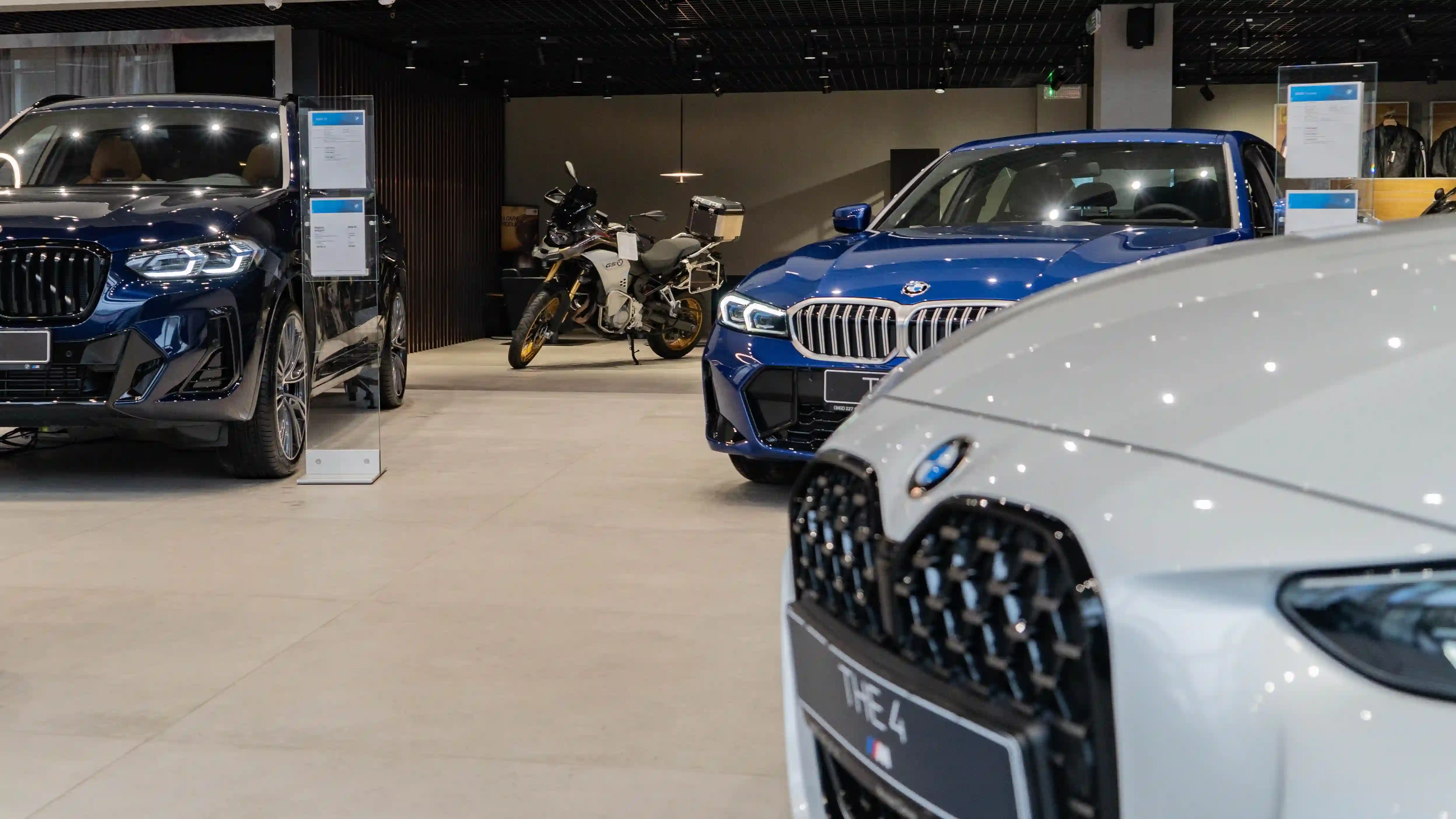 Атлас в новом масштабе: новый автоцентр официального дилера BMW и MINI в Сочи.