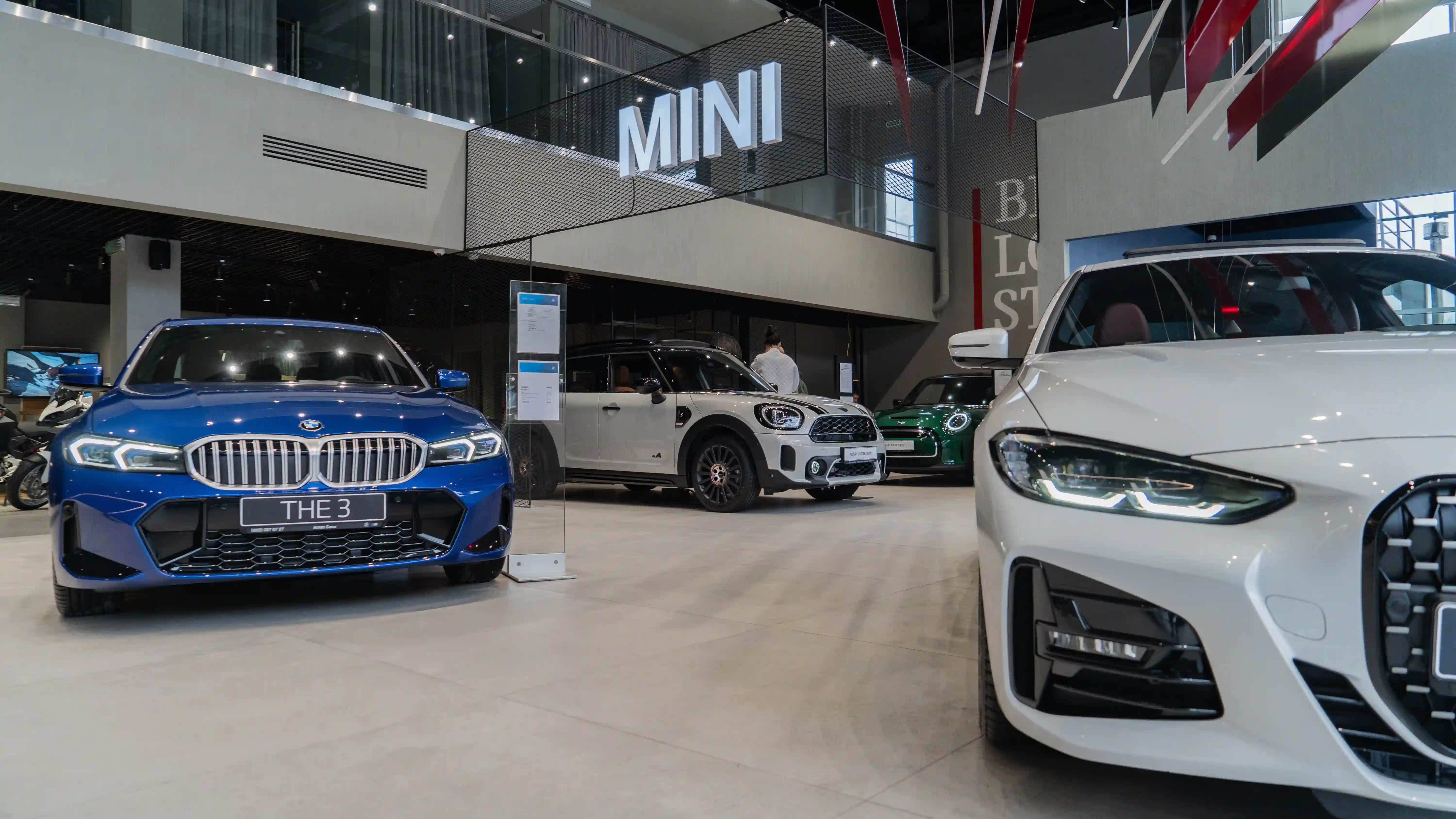 Атлас в новом масштабе: новый автоцентр официального дилера BMW и MINI в Сочи.